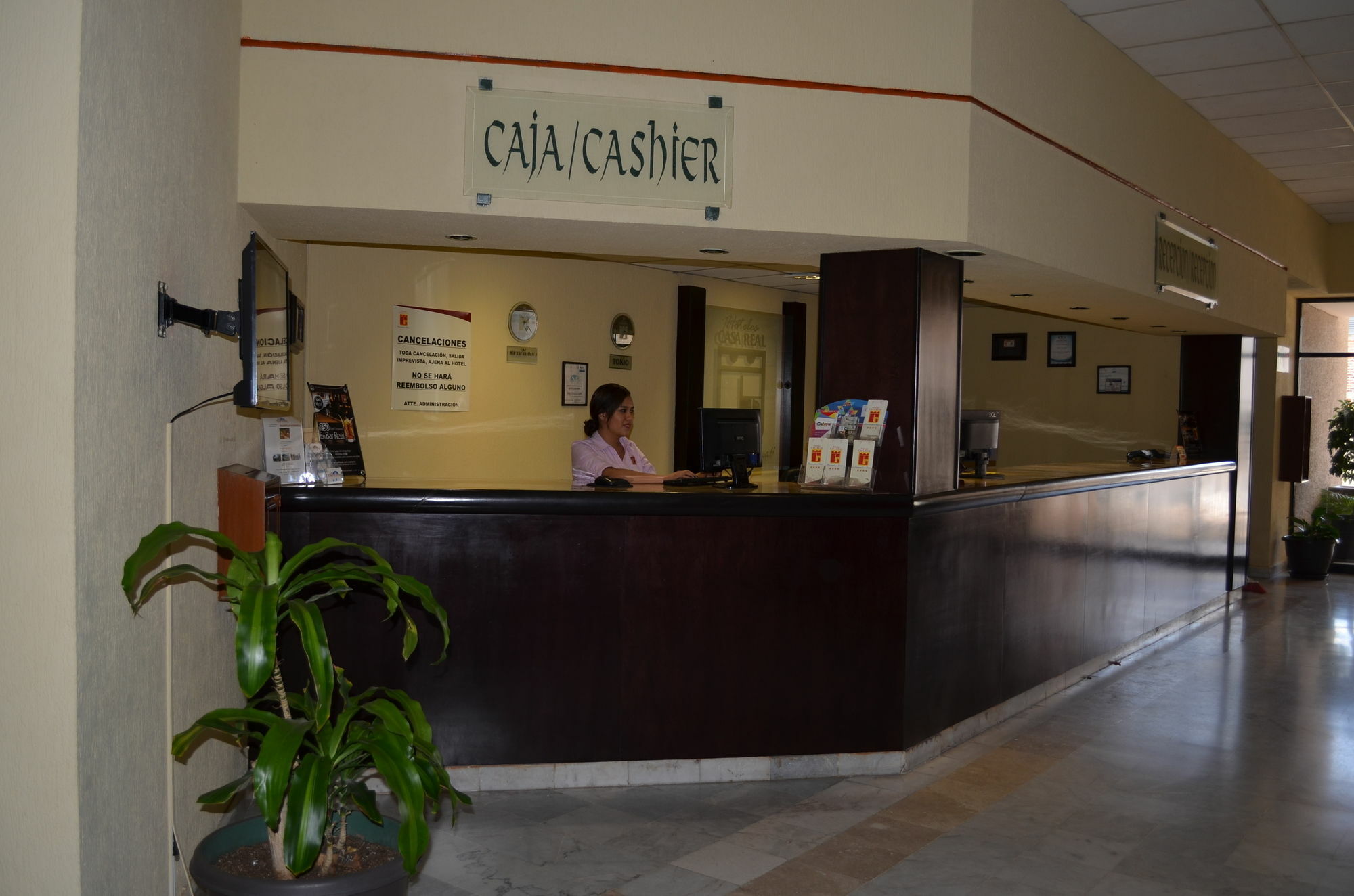 Capital O Hotel Casa Real Celaya Celaya  Ngoại thất bức ảnh
