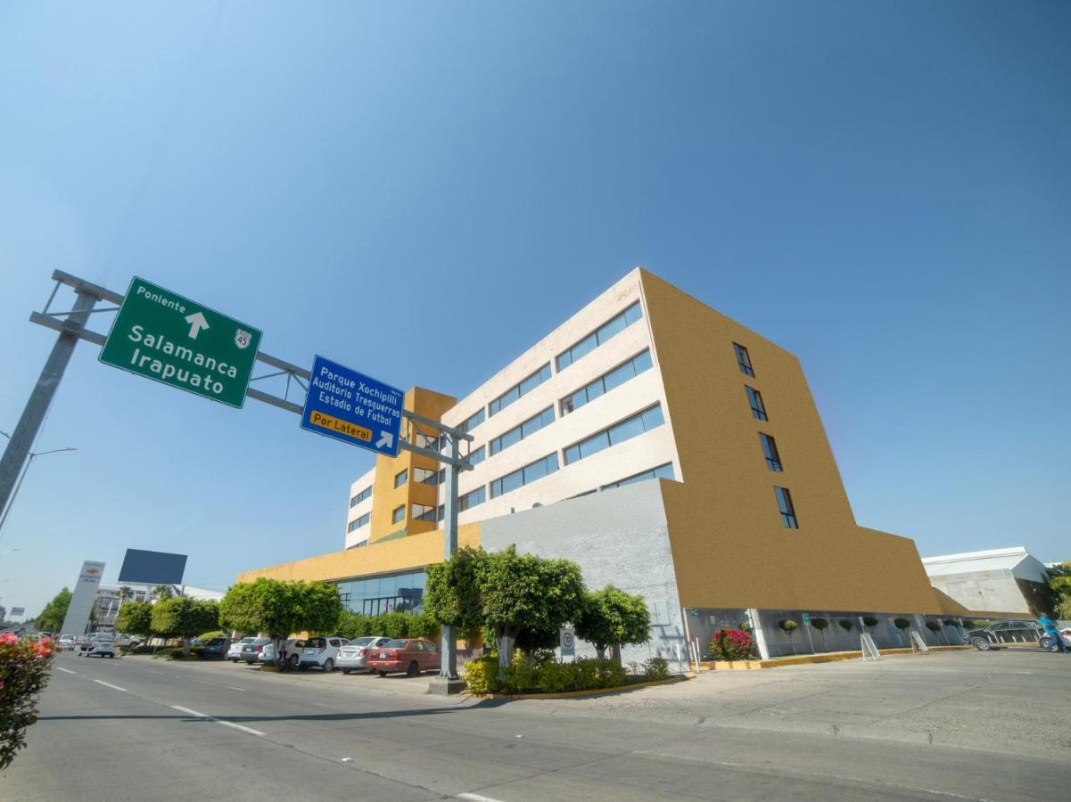 Capital O Hotel Casa Real Celaya Celaya  Ngoại thất bức ảnh